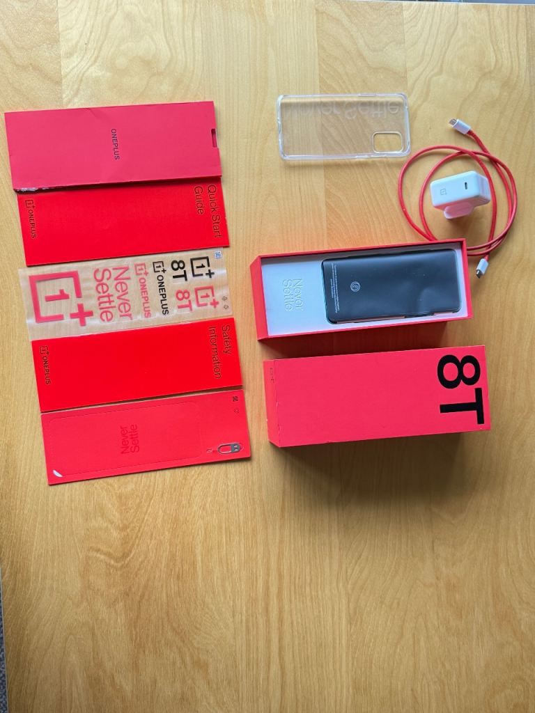One plus 8T 256GB