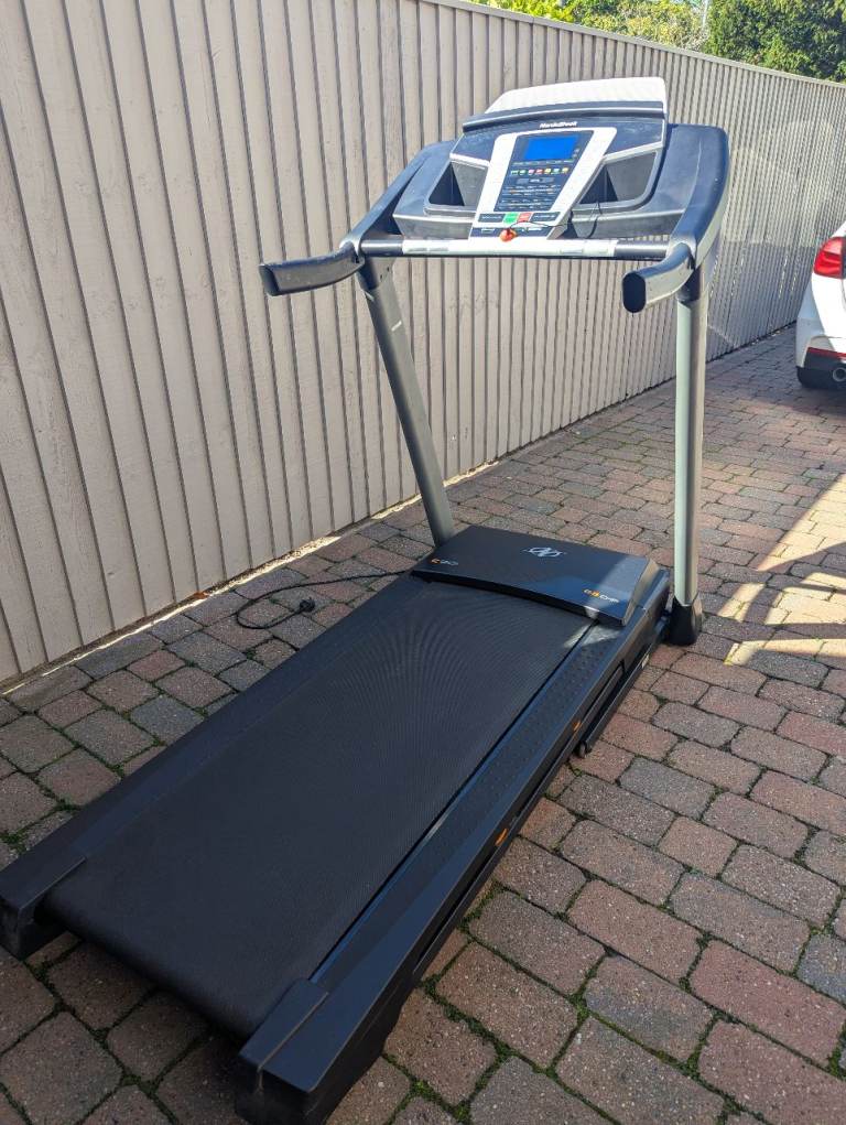 Treadmill 