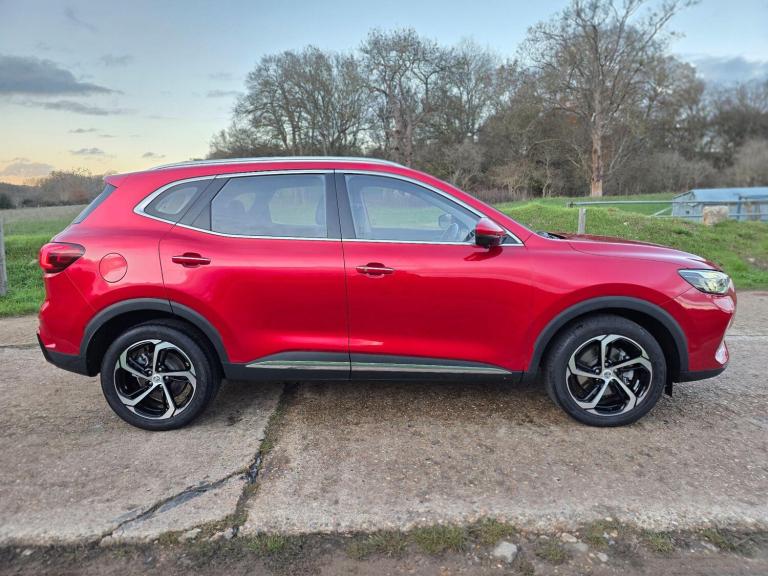 2023 MG MG HS 1.5 T-GDI PHEV SE 5dr Auto ESTATE PETROL/ELECTRIC Automatic