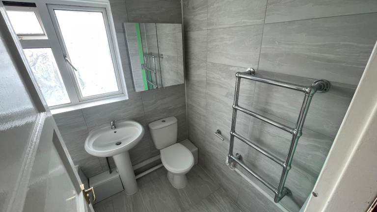 1 Bedroom Flat To Let in Frimley, Camberley, Surrey