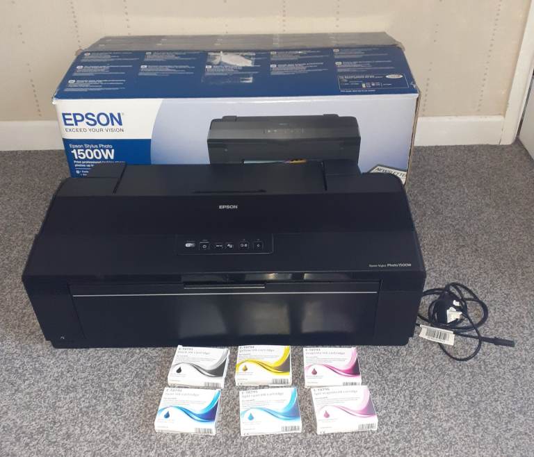 Epson 1500W proffesional style photo printer