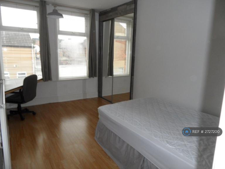 1 bedroom in Glebe St, Loughborough, LE11 (#2727200)