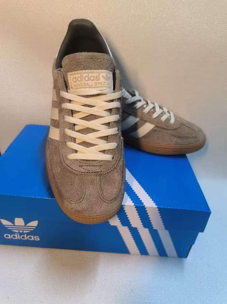 image for Lady’s shoes 