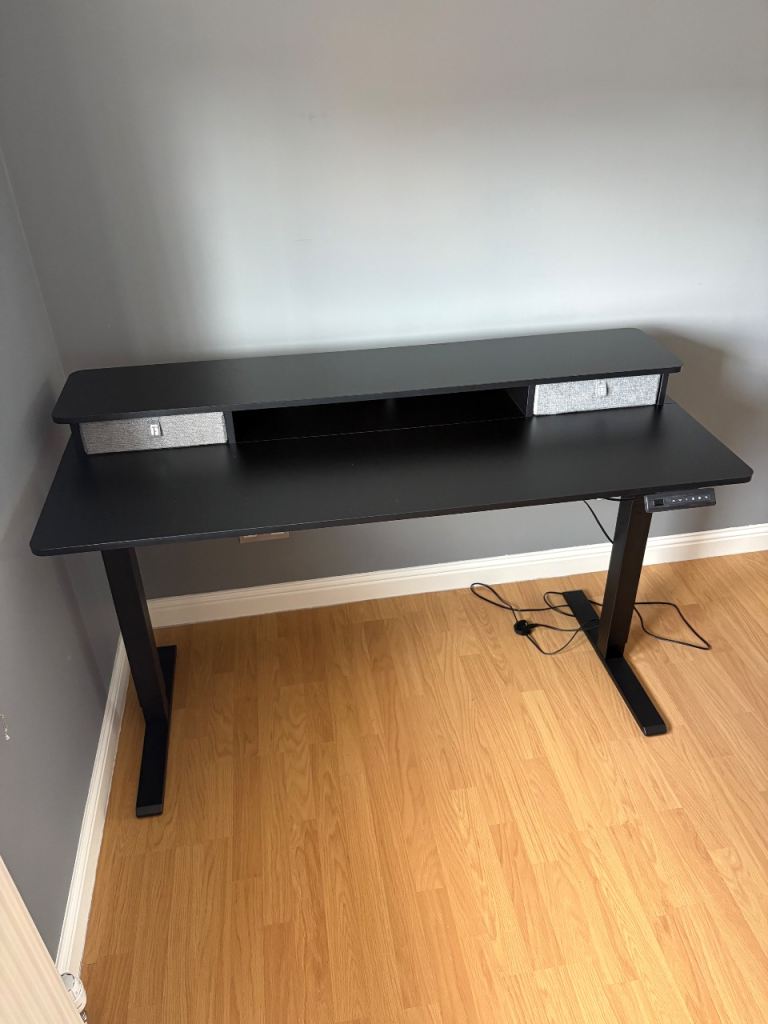 Adjustable height Desk & Chair