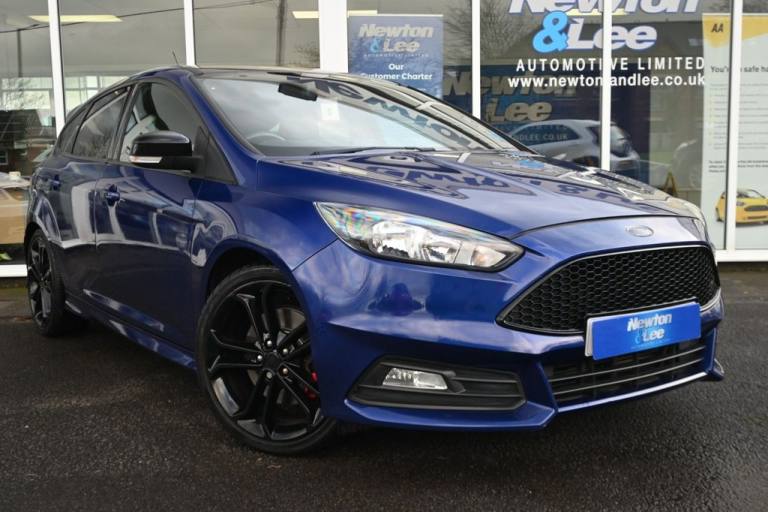 2017 Ford Focus 2.0T EcoBoost ST-2 Hatchback 5dr Petrol Manual Euro 6 (s/s) (250 ps) Hatchback Pe...