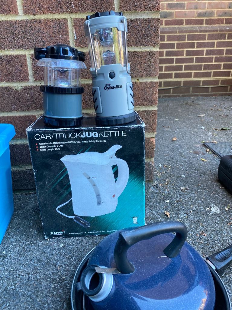 Camping lights, car kettle, kettle, frying pan 