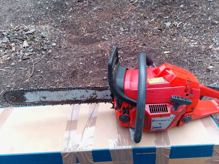 Husqvarna 365 Chainsaw – Good Working Order