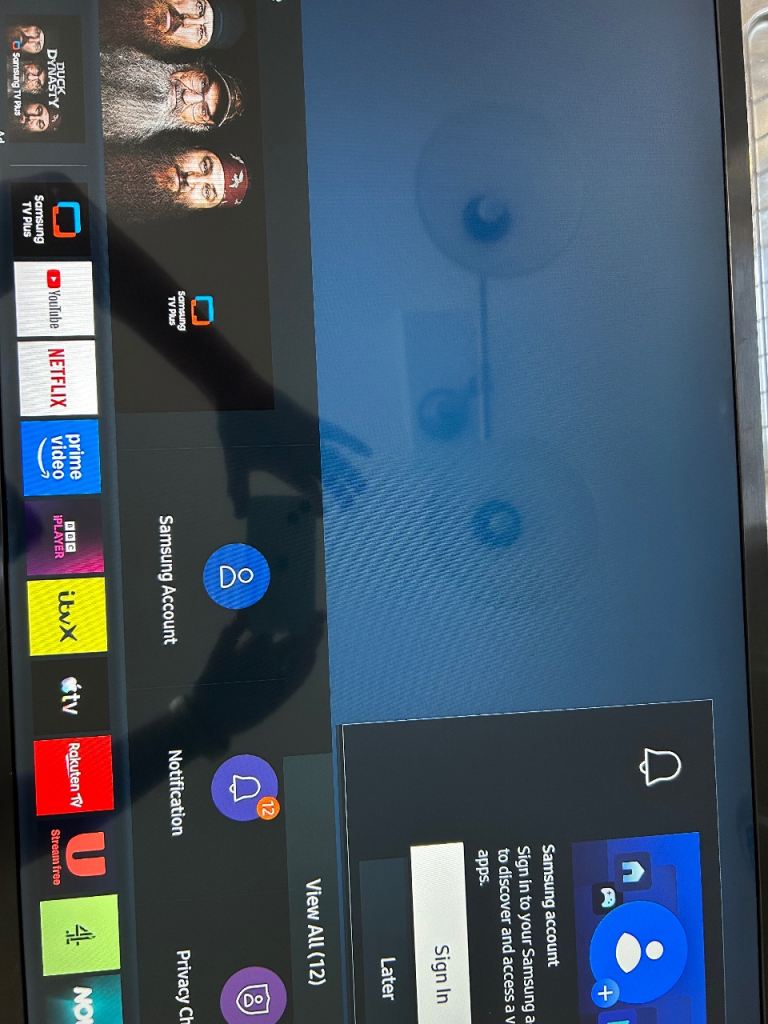 Samsung 32inch smart HD tv