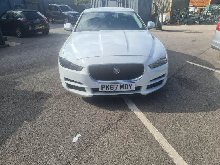 Jaguar, XE, Saloon, 2017, Other, 1999 (cc), 4 doors