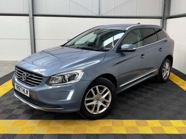 VOLVO XC60 2.0 SE Lux Nav D4 2017