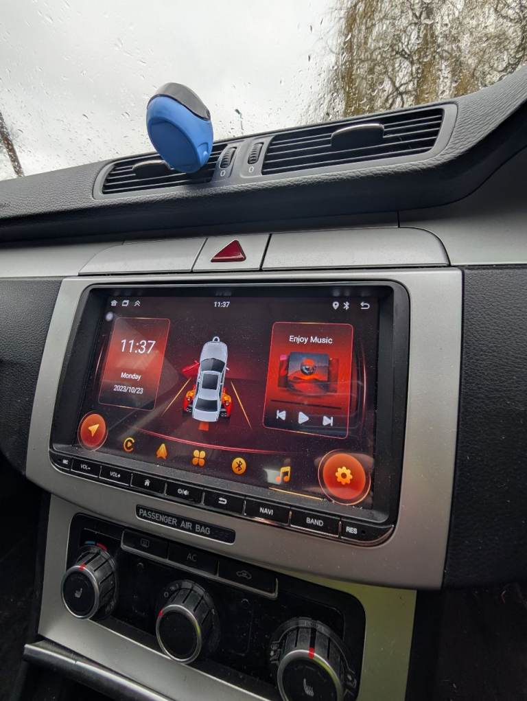 Volkswagen, PASSAT, Saloon, 2010, Manual, 1968 (cc), 4 doors