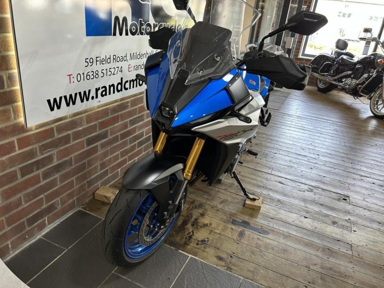 Suzuki GSX-S1000GX+ , Triton Blue with Panniers