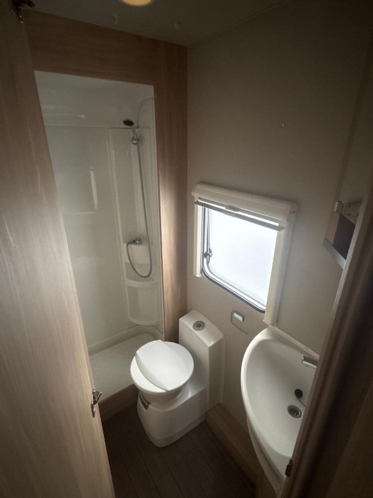 Fiat Ducato Carasuite 650 MF | Sleeps 4 | Semi-Integrated | Fully Equipped