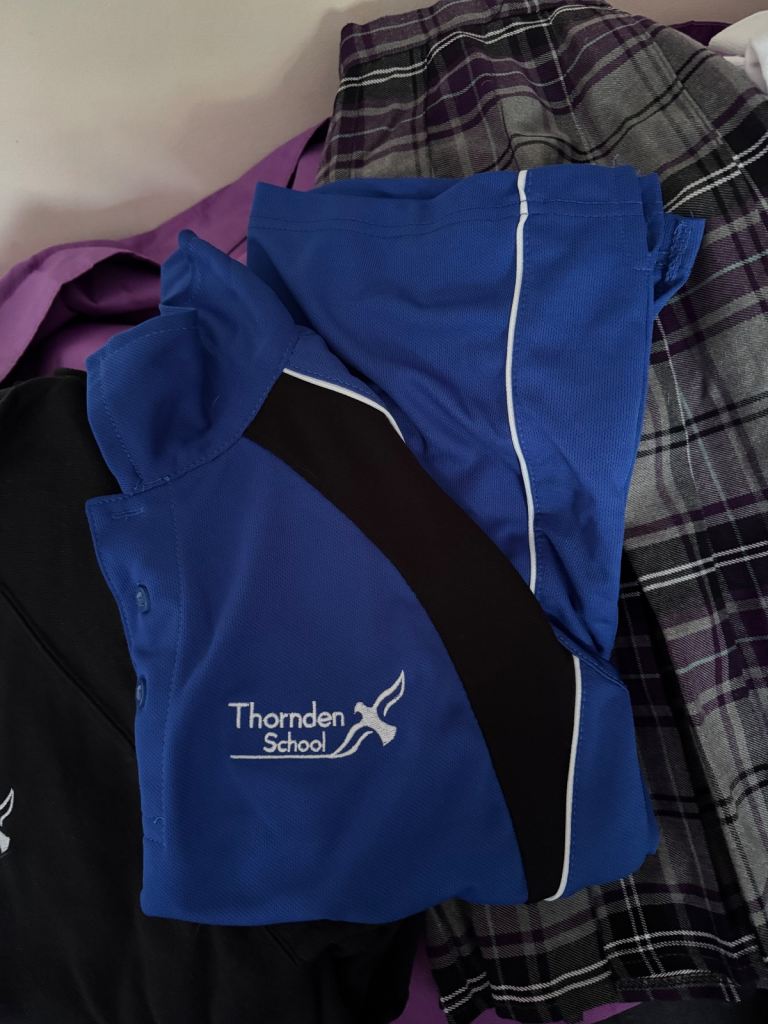  Various Thornden School Uniform 