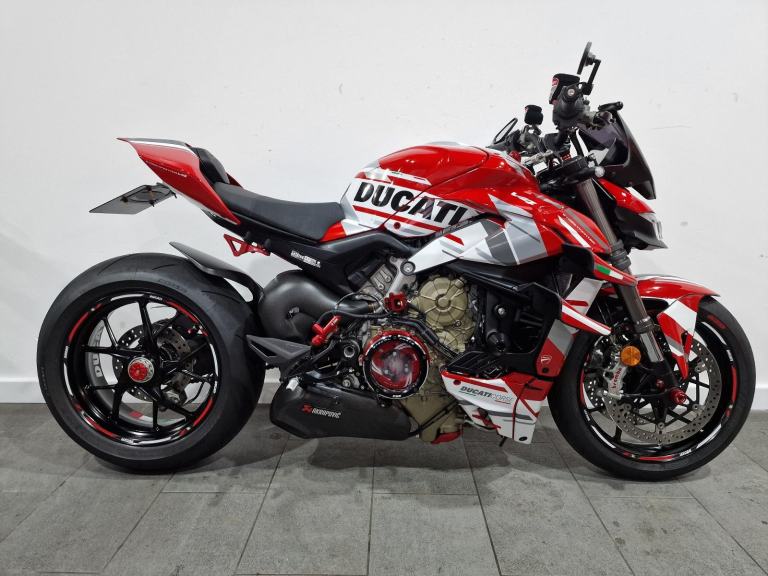 2025 Ducati Streetfighter V4, 689 Miles, Full Graphics Kit, Flagship Model