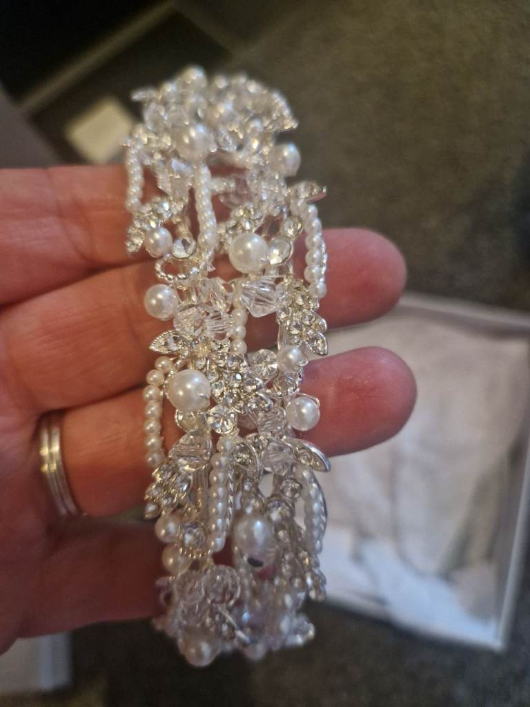 image for Alice band 