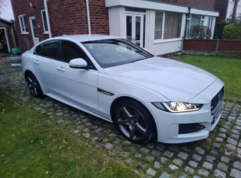 Jaguar, XE, Saloon, 2017, Other, 1999 (cc), 4 doors
