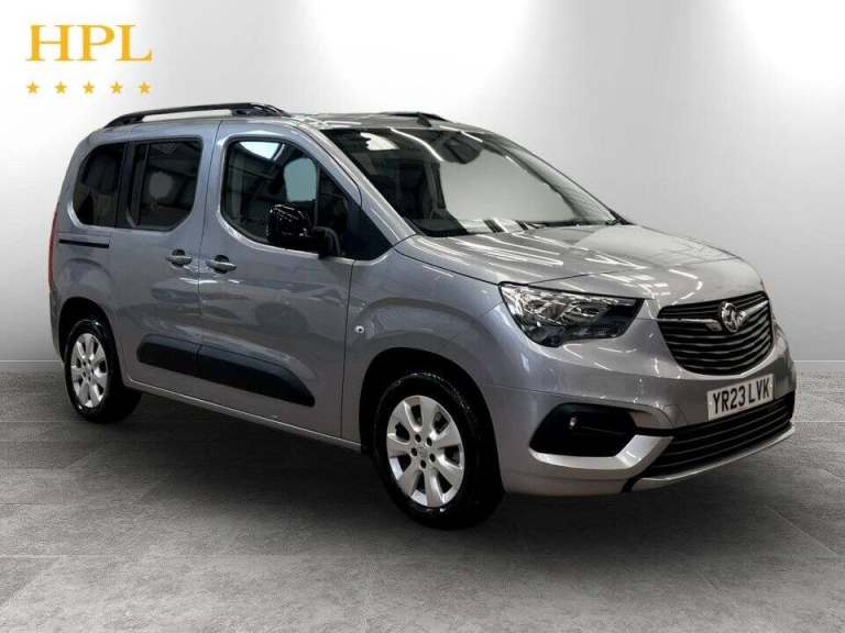 2023 Vauxhall Combo Life Electric 50kWh Design MPV 5dr Electric Auto (7.4kW Charger) (136 ps) MPV...