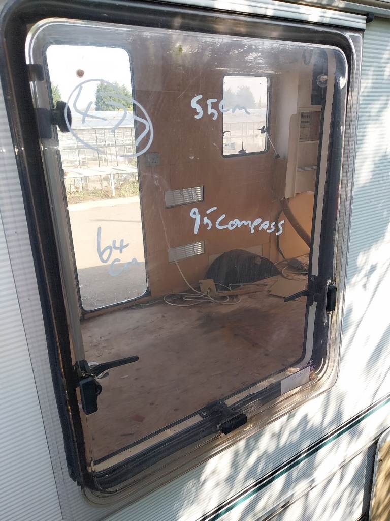 1995 compass caravan window 
