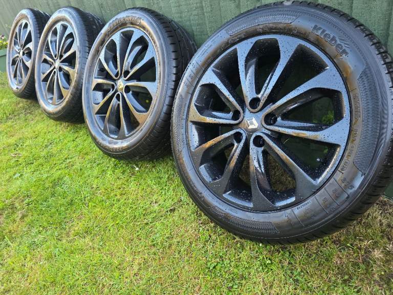 18"ALLOY WHEELS for RENAULT TRAFIC 2014-2026 VAUXHALL VIVARO 2014-2019 in very good condition