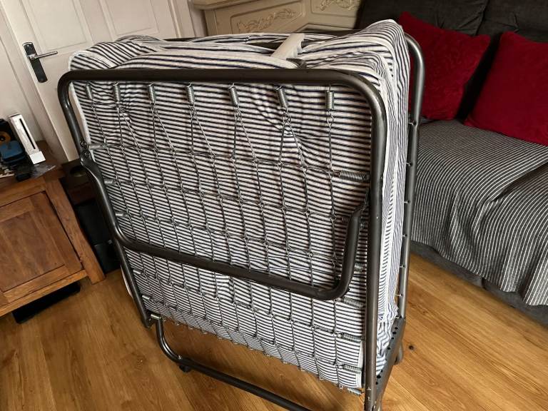 fold up bed