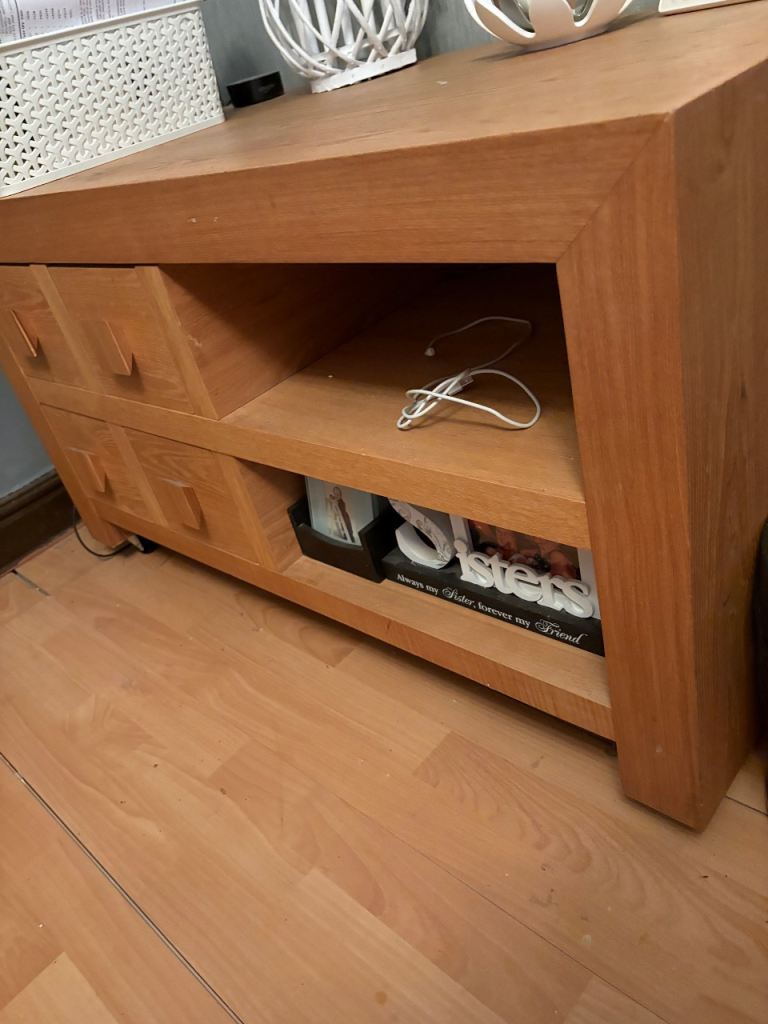 Solid wood tv cabinet 