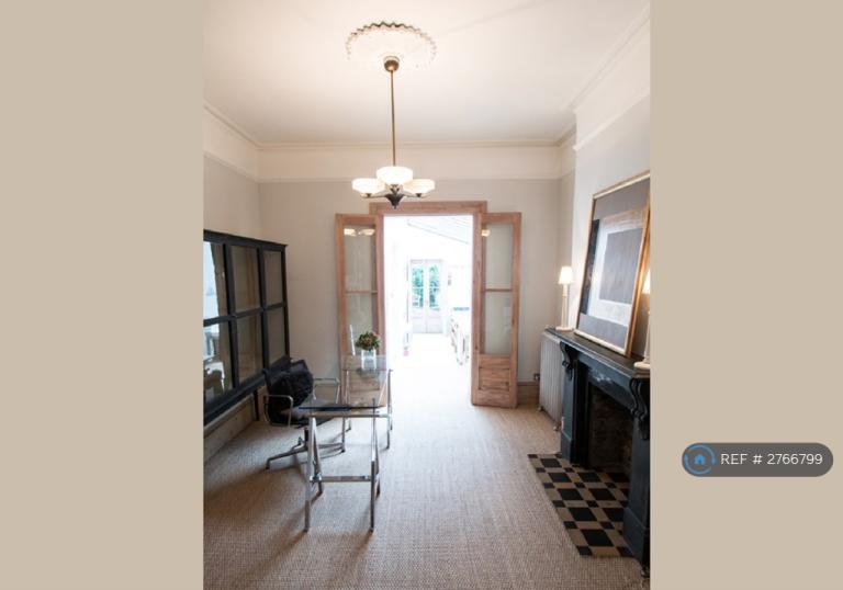 5 bedroom house in Shirlock Road, London, NW3 (5 bed) (#2766799)