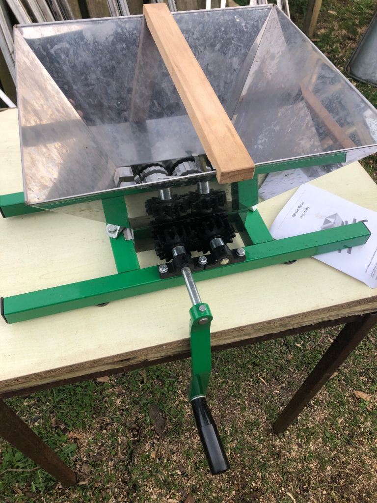 Fruit crusher / Apple scatter