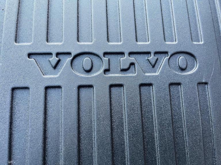 XC60 Rubber Boot Mat