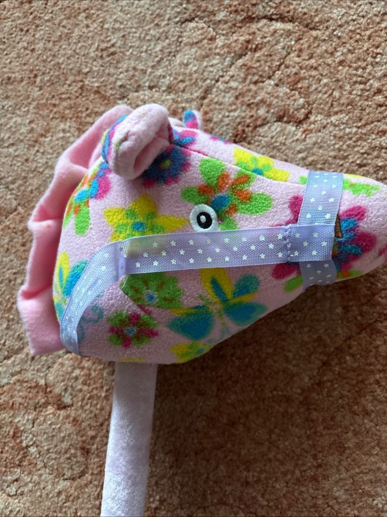 Hobby horse toy
