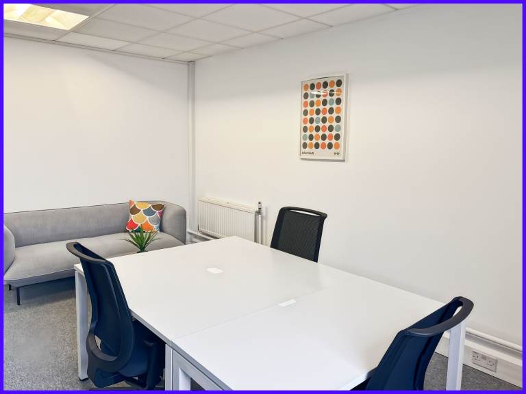 Winchester - SO23 8BB, Find office space in Regus Winchester, Crown Walk for 3 people