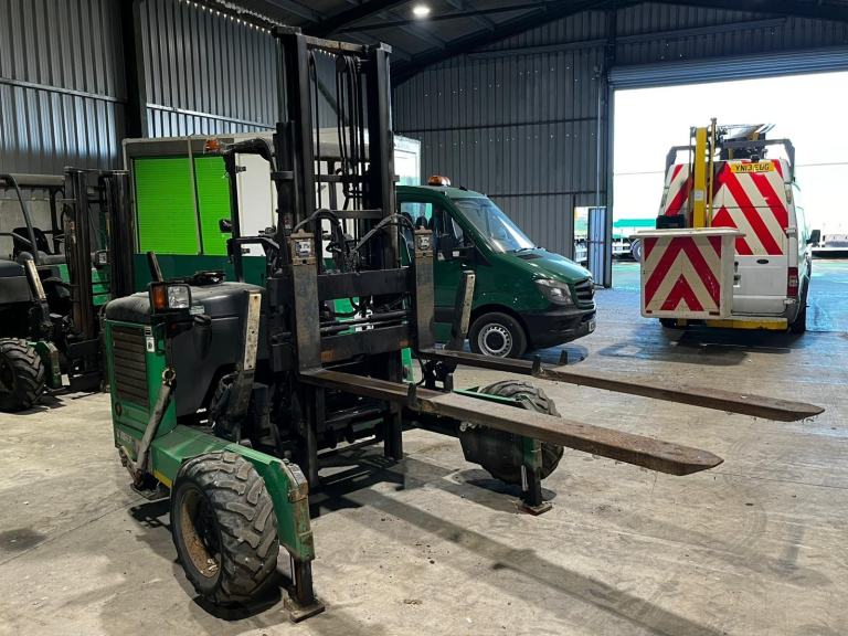 2015 MOFFETT M5 25.3 