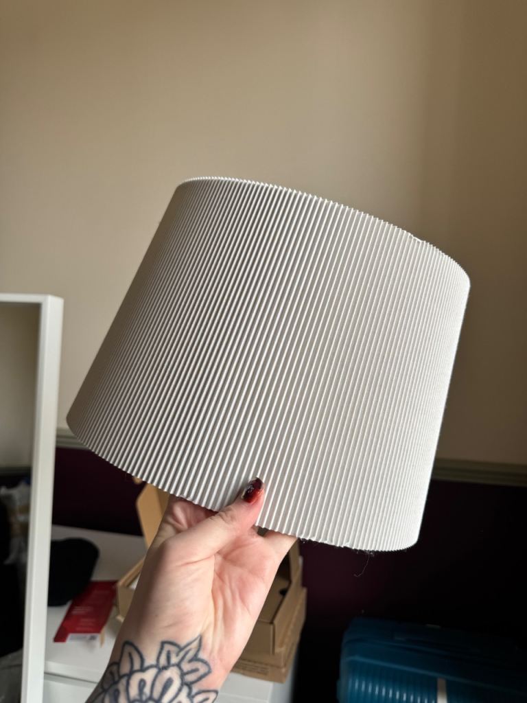 Lamp shade 