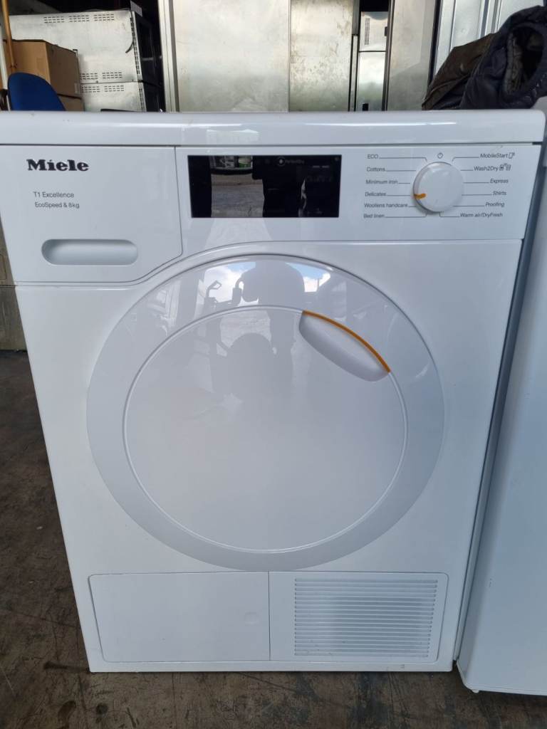 Ex-display Miele 8kg Heat pump dryer & free delivery