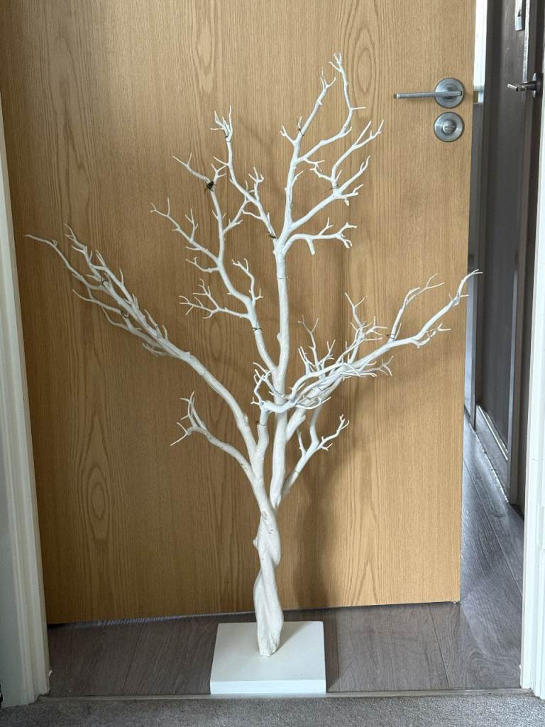 Large White Manzanita Wishing Tree (Wedding / Christmas Decoration)