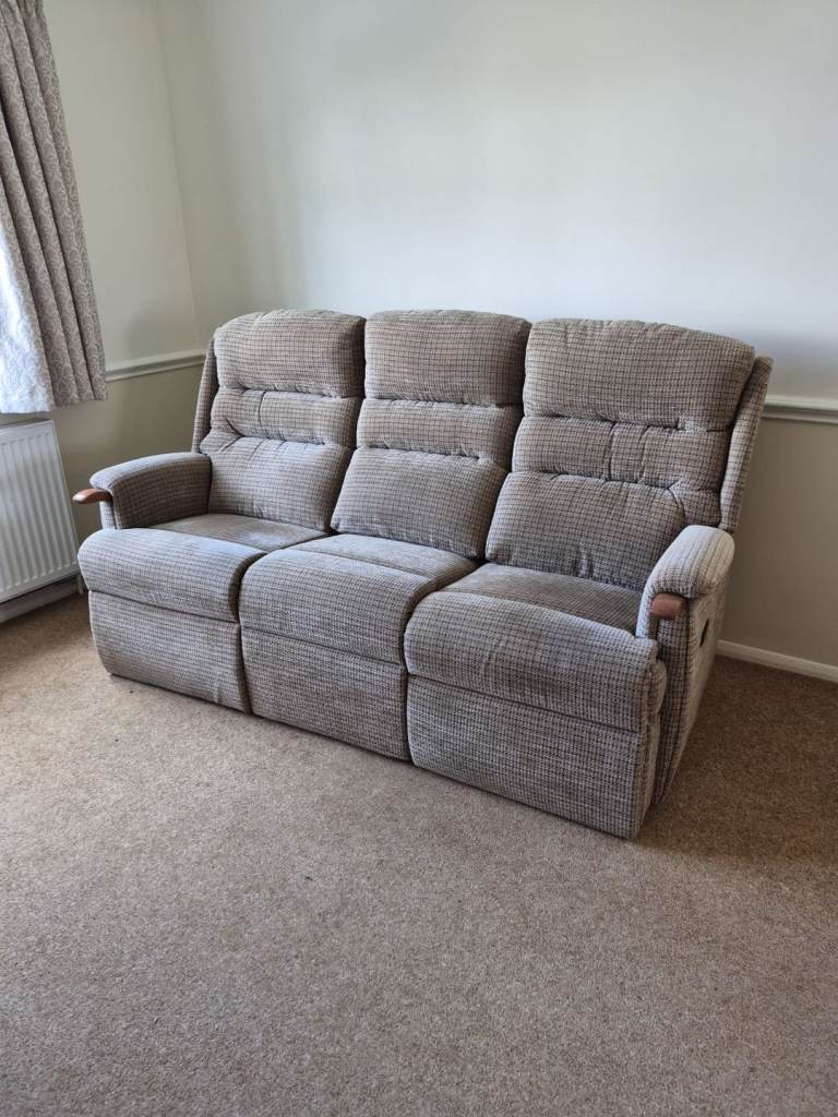 HSL 3 seater electric reclier sofa