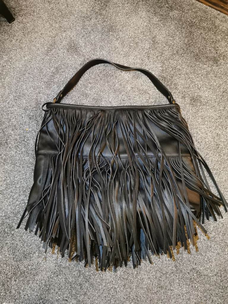Black hand bag