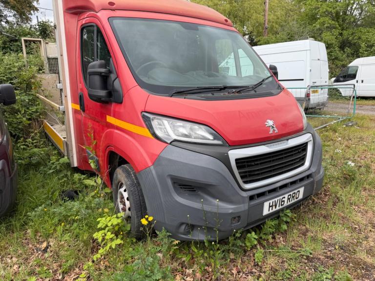 2016 Peugeot Boxer 2.2 HDi 335 Back to Back Chassis Cab FWD L1 2dr CHASSIS CAB DIESEL Manual