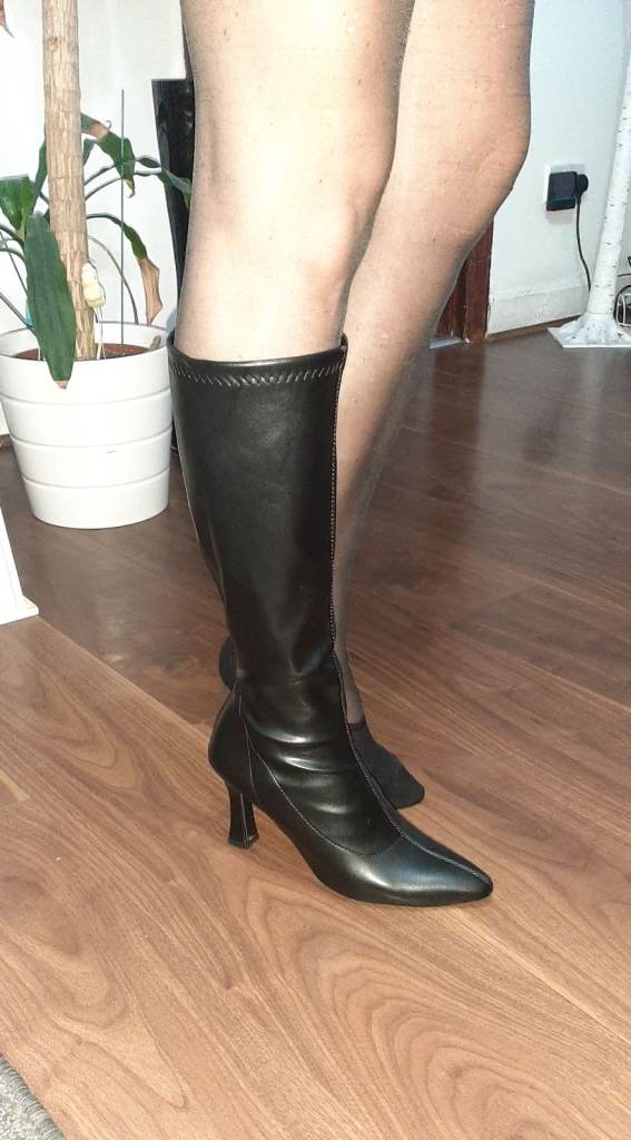 Womens boots