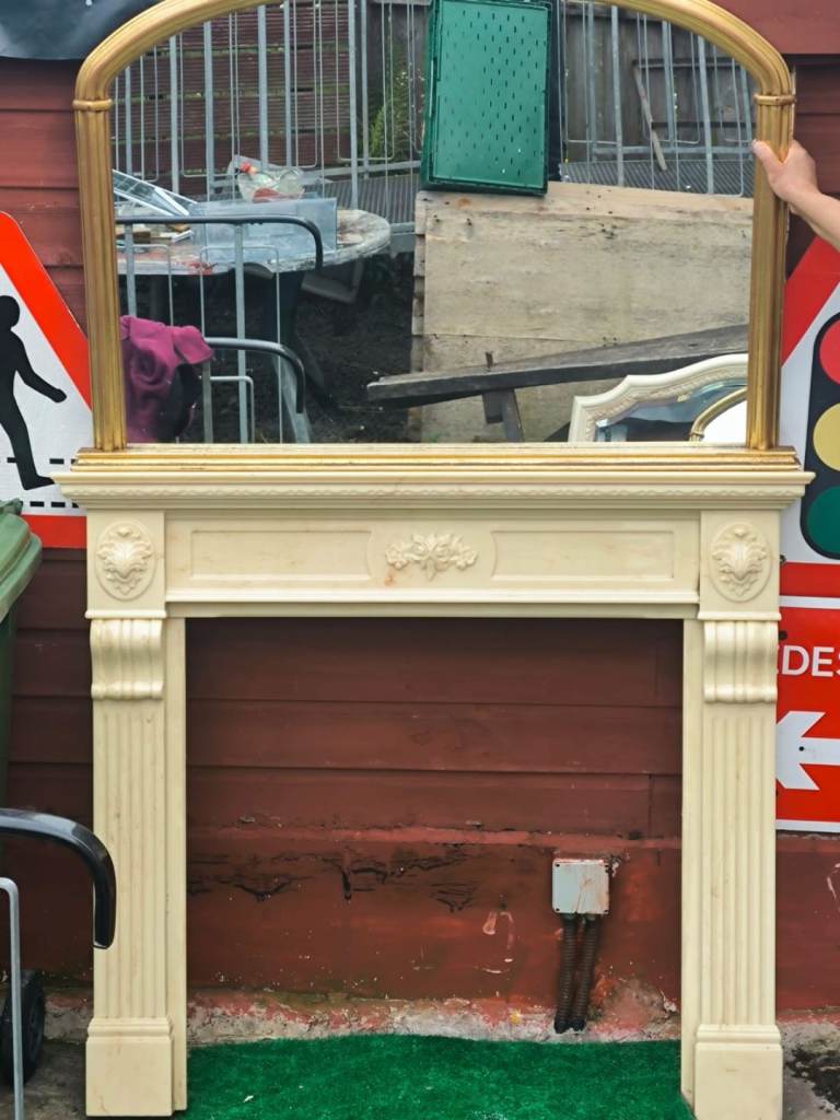 MARBLE FIREPLACE (51 x 45 inches)