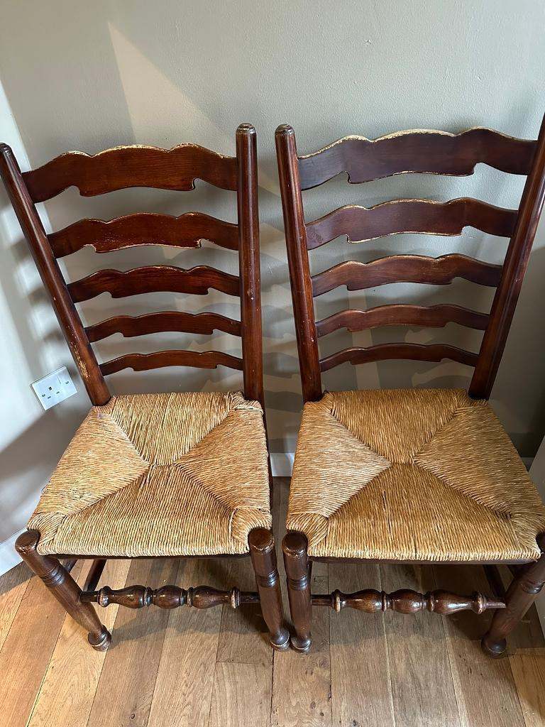 Dinning Chairs x4