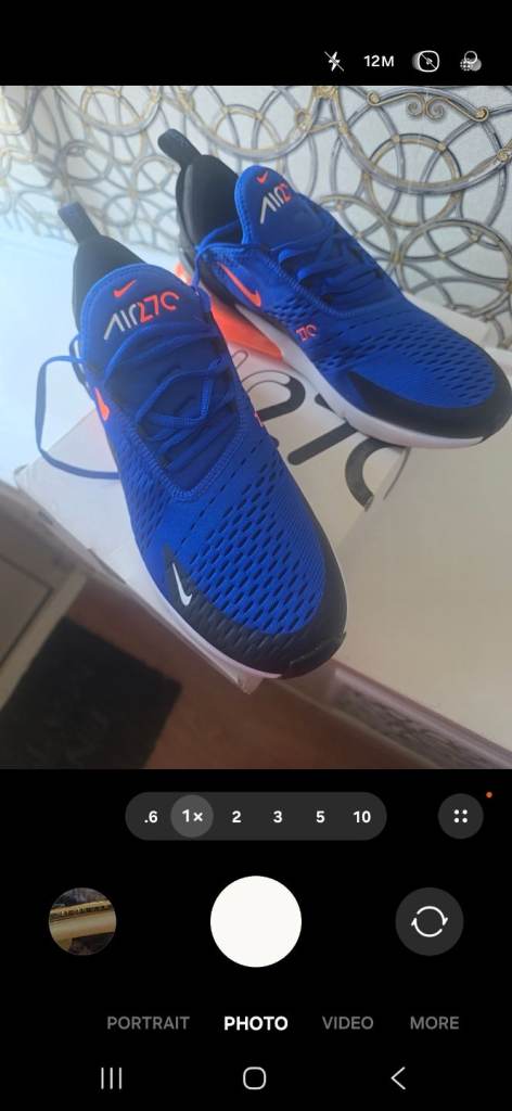 Nike air 270