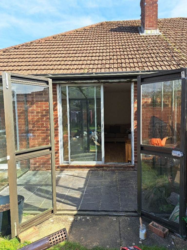 Free aluminium conservatory 