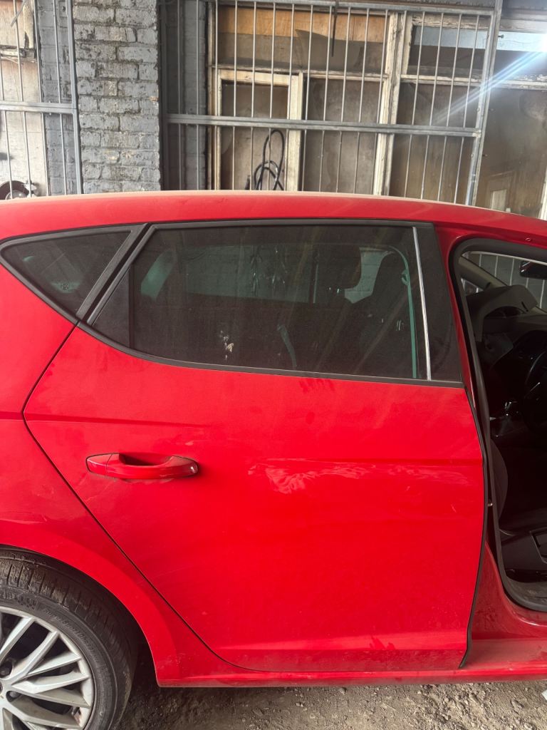 Seat Leon Driver Side Rear Door 