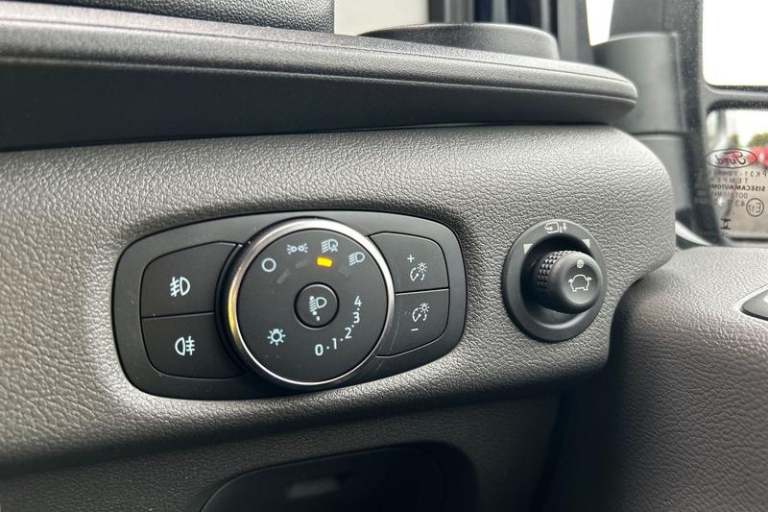 2025 Ford Transit 460 Leader L4 H3 ELWB High Roof 17 Seater Minibus RWD 2.0 EcoBlue 165ps, RE Min...