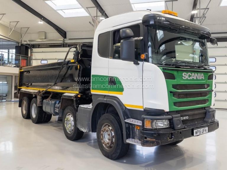 2015 (15) SCANIA G410 8X4 TIPPER
