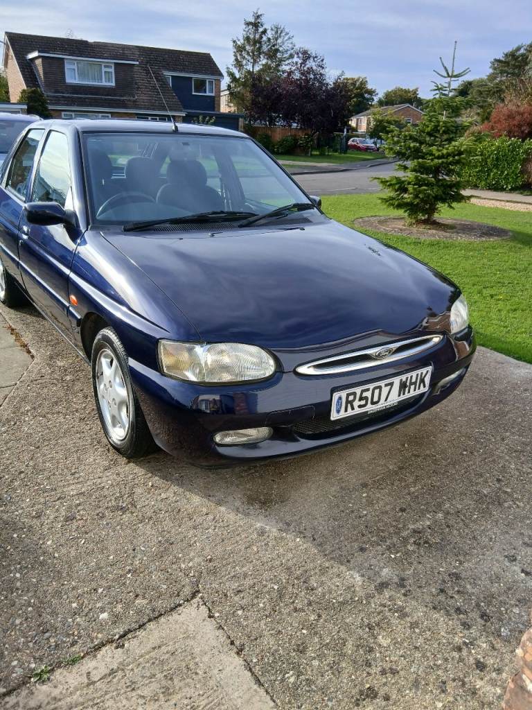 Ford, ESCORT, Hatchback, 1997, Manual, 1796 (cc), 5 doors