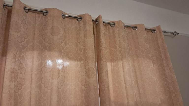 Curtain rod with Curtains – Good Condition
