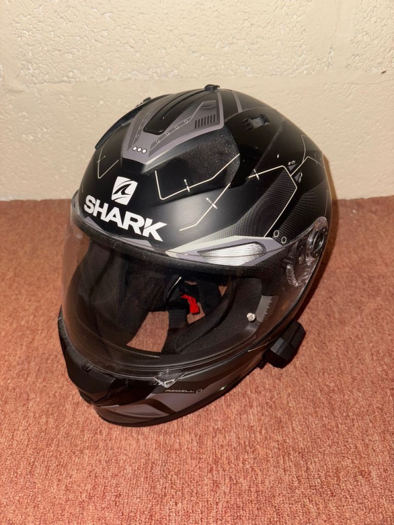 Motorbike Helmet - Shark Ridill