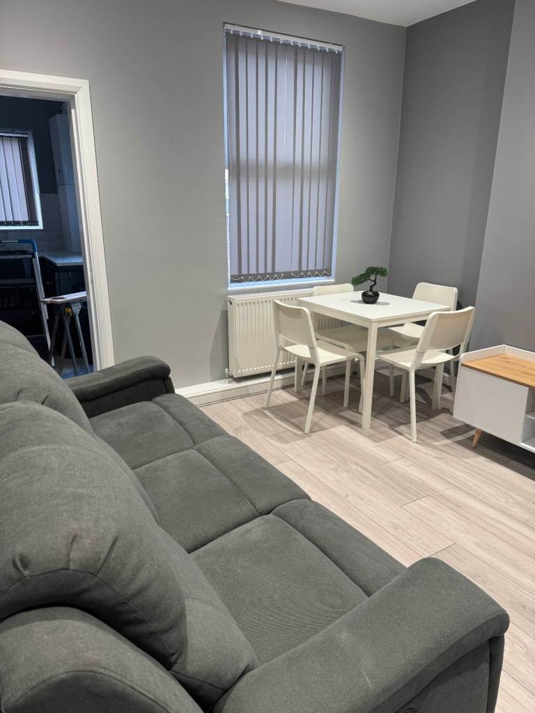 Double room available 